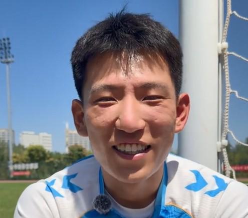 乐鱼体育陇原竞技卢建辰谈战国安：全力以赴就是干；想找张玉宁合影